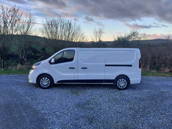 Renault Trafic 212 LWB 2.0L...Like NEW Condition 379972910