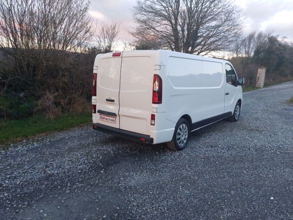 Renault Trafic 212 LWB 2.0L...Like NEW Condition 379973018