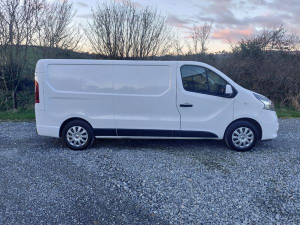 Renault Trafic 212 LWB 2.0L...Like NEW Condition 379973134