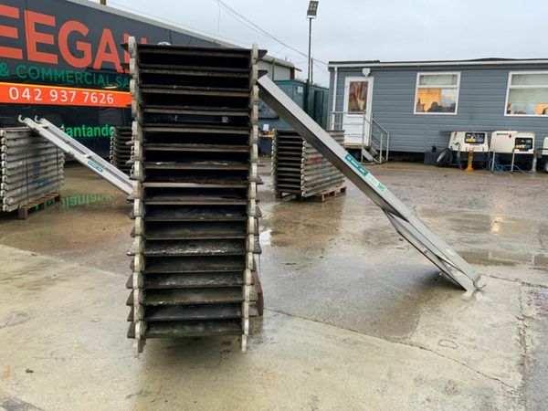 2400mm ALUMINIUM STAGING BOARDS..........2400. 379974936