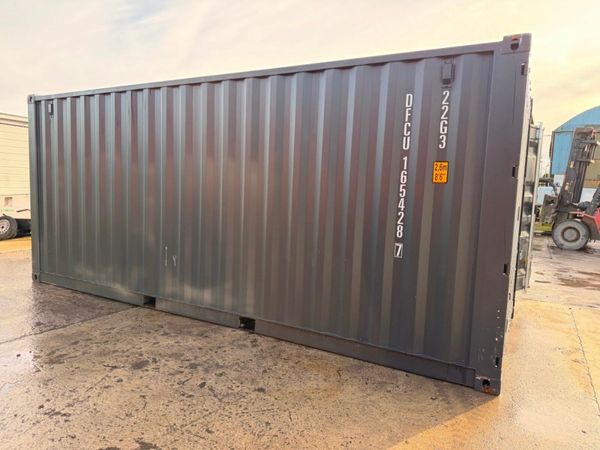 UNUSED 20ft SHIPPING CONTAINER....4 SIDE DOOR. 379908477