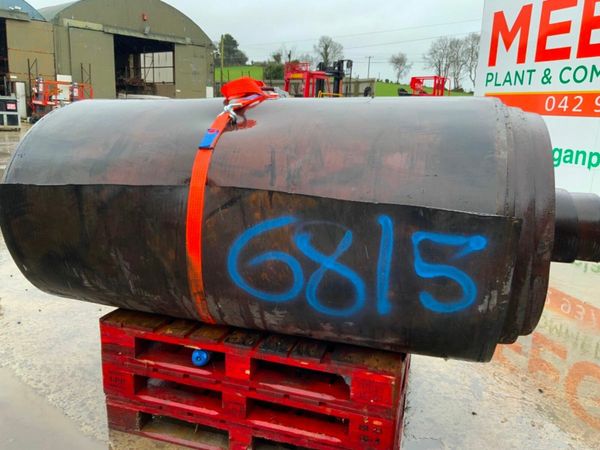 68" WIDE RUBBER.......CUBICLE  MATS.......6815. 379909320