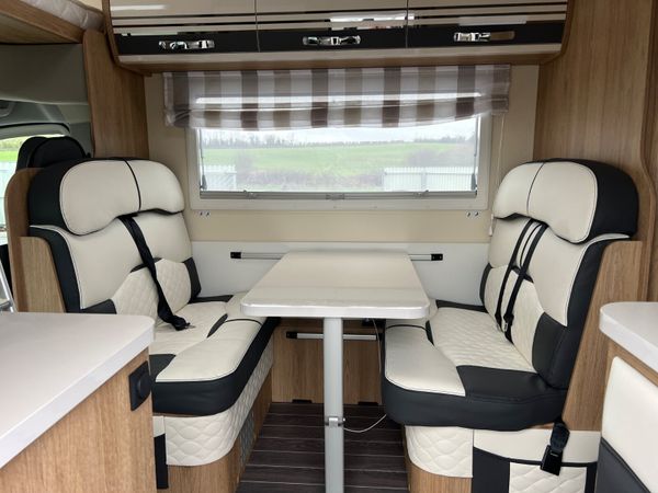 2025 Ford Roller Team 6 Berth - 6 Belts 3500KG 380041079