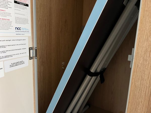 2025 Ford Roller Team 6 Berth - 6 Belts 3500KG 380041113