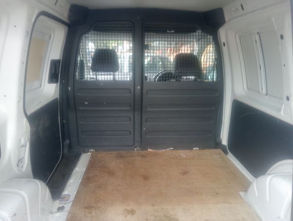 Volkswagen Caddy 2012 380051941