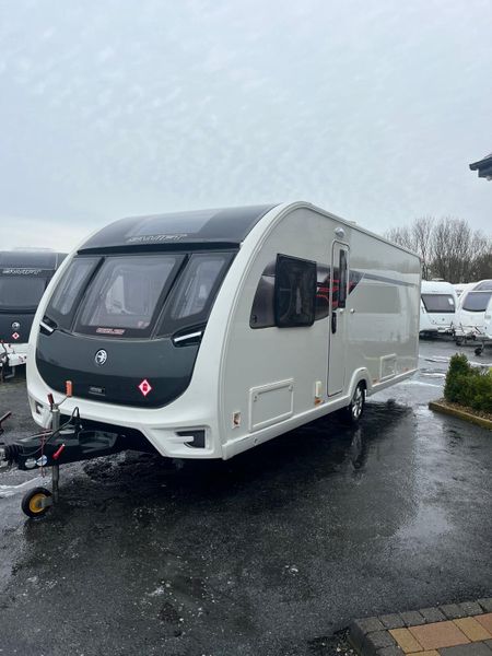 ✨STUNNING SWIFT ECCLES 4 BERTH ISLAND BED✨ 380030563