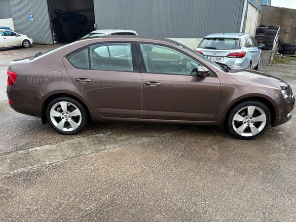 Skoda Octavia 1.6tdi 380035951