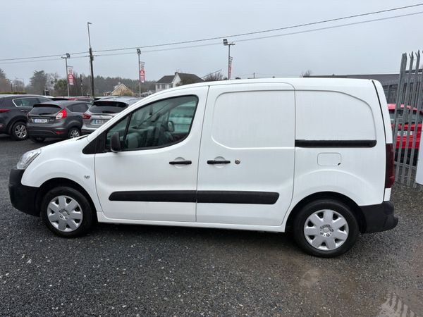 2019 Peugeot Partner 1.6hdi 3 seater 380036471