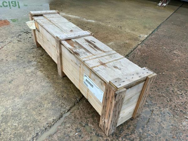 UNUSED CASE WX218 CYLINDER......CNH 84528020. 380167387