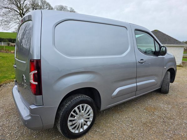 2021 Citroen Berlingo Enterprise 380110755
