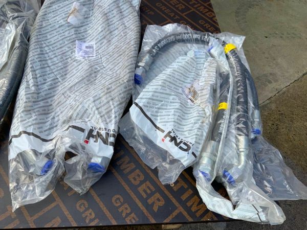 UNUSED CASE LOADER HI FLOW KIT.........47704938. 380131366