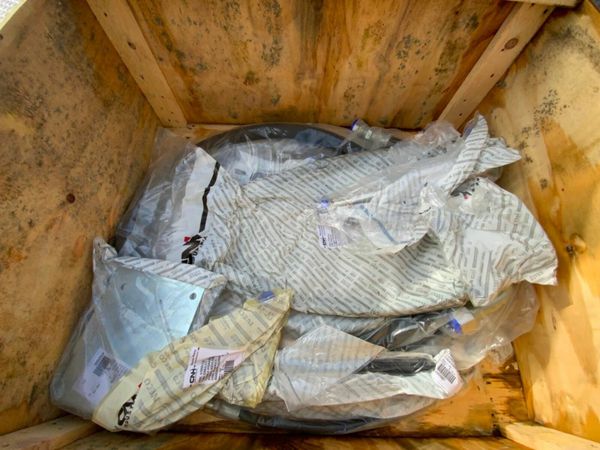 UNUSED CASE LOADER HI FLOW KIT.........47704938. 380131367