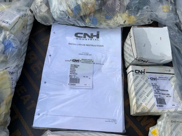 UNUSED CASE LOADER HI FLOW KIT.........47704938. 380131373