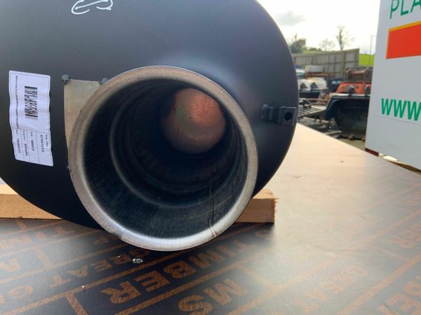 UNUSED CASE IH DPF FILTER....... CNH 47447513. 380131379