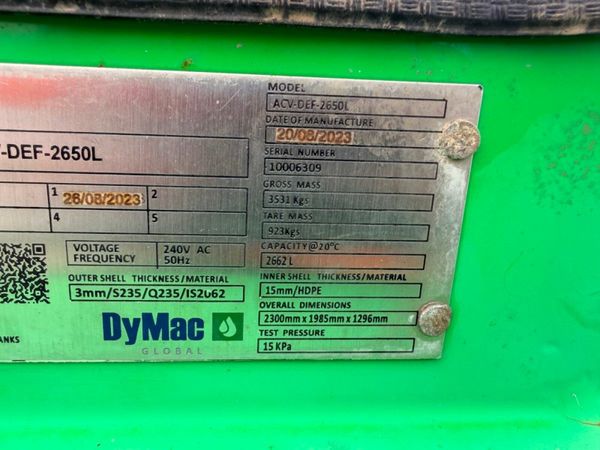 2023 DYMAC FUEL BOWSER ...2,650 litres .....1229 380242212