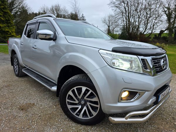 Nissan Navara 2017 380265352