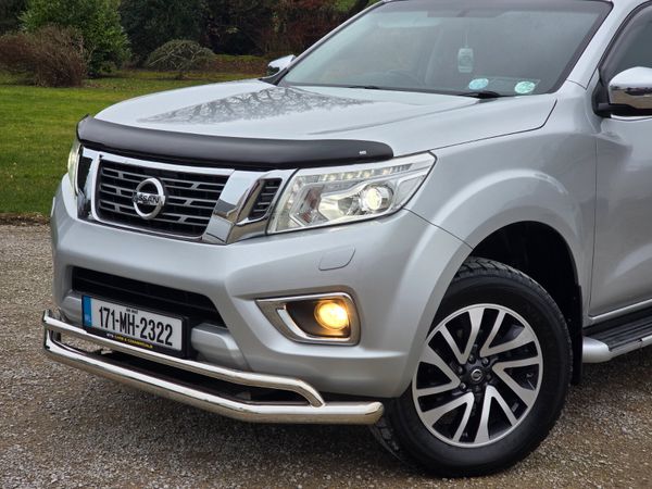 Nissan Navara 2017 380265364