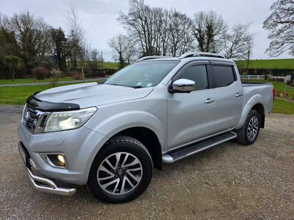 Nissan Navara 2017 380265374