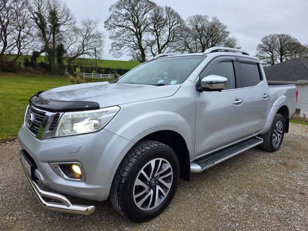 Nissan Navara 2017 380265384