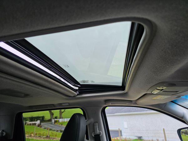 Nissan Navara 2017 380265388