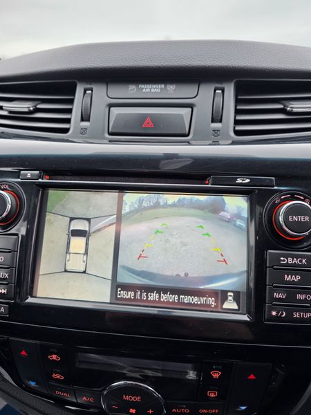 Nissan Navara 2017 380265391