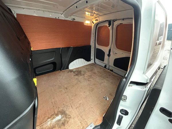 2021 Citroen Berlingo - 28’000 kms!! 380268647