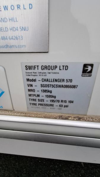 Swift Challenger fixed bed caravan 380271442