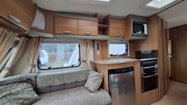 Swift Challenger fixed bed caravan 380271484