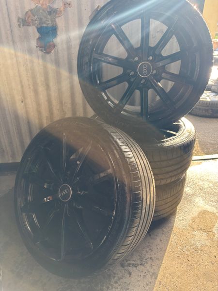 Audi A3 S-Line Alloys 18” 380275895