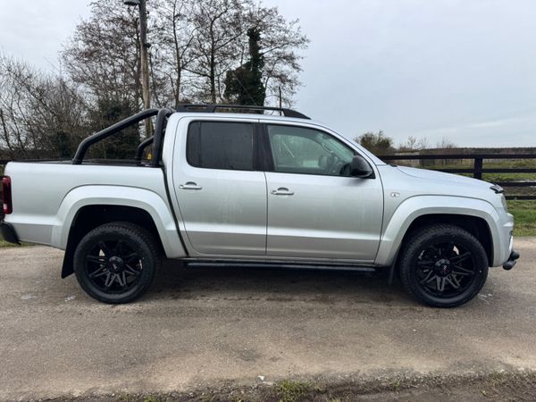 201 Vw Amarok Black Ed*****Low miles 380279860