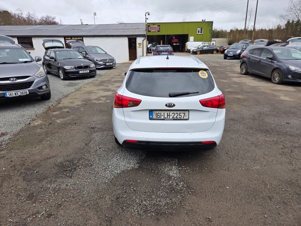 High Spec Commercial Kia Ceed Estate 380296882