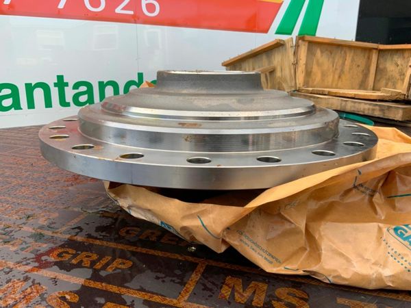 UNUSED CASE LOADER  AXLE SHAFT.....47694286 380297732