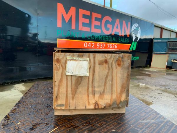 UNUSED D150C DOZER SPINDLE GEAR..87452186. 380297738