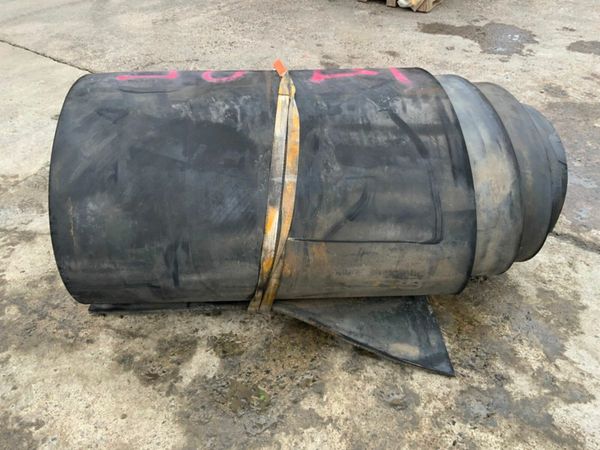 47" HEAVY GAUGE RUBBER MATTING...........4725. 380298196