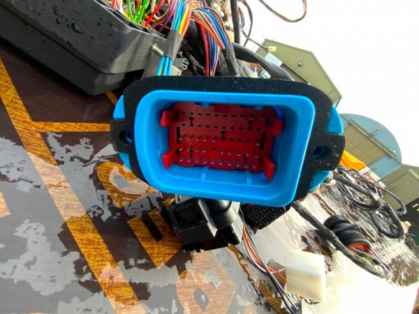 UNUSED FORD T5030 / 40 / 60 / 70 WIRE LOOM. 380220073