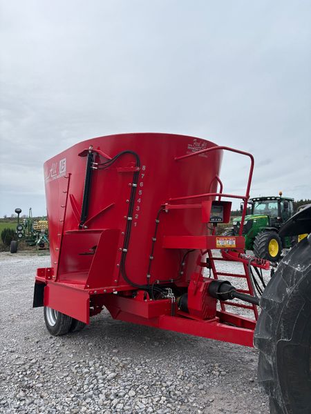 Condell Diet Feeder 380230165