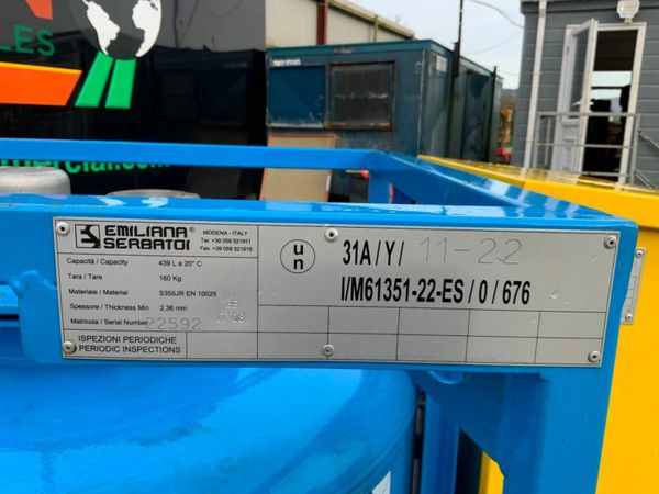 440lts FUEL BOWSER / STORAGE CUBE......2070h. 380232535