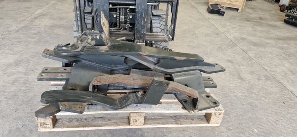 New Holland MX Loader brackets 380342958