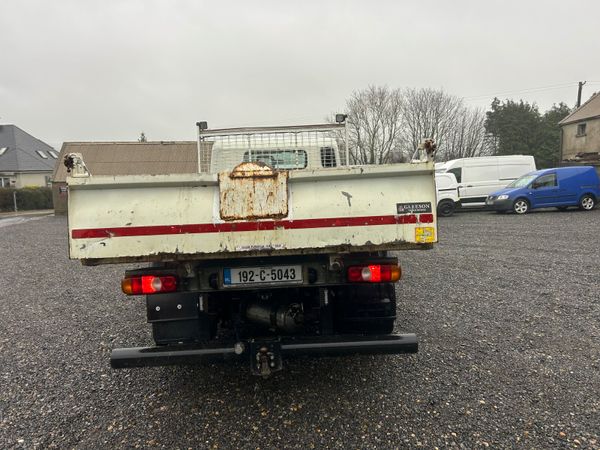 2019 Mitsubishi Fuso 7.5T Tipper / 84kms 380349797