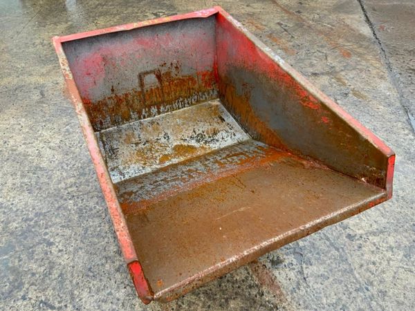 0.5yds SELF TIPPING FORKLIFT SKIP.......715v. 380383989