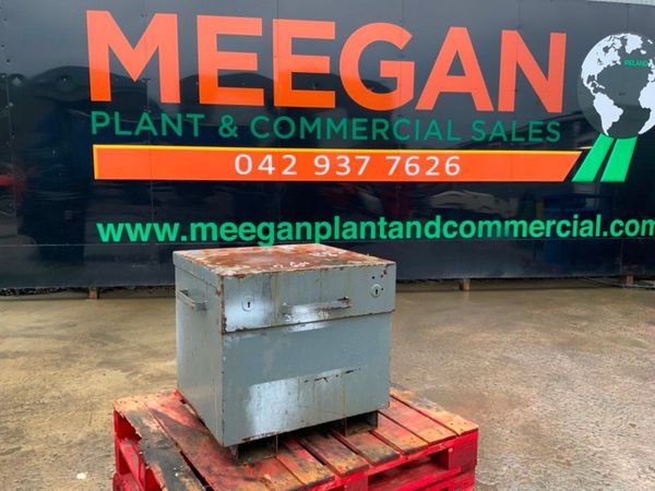 VAN VAULT / TOOL STORAGE LOCK BOX.........1148t. 380384046