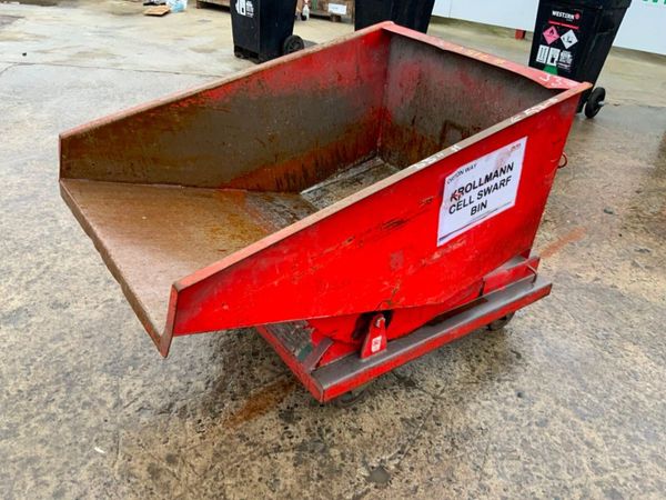 0.5yds SELF TIPPING FORKLIFT SKIP.......715v. 380384003