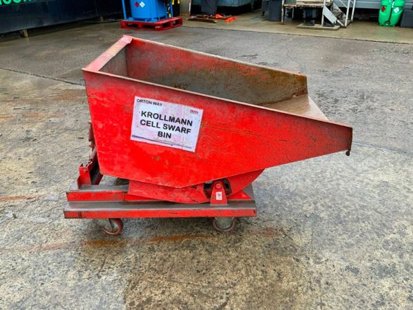 0.5yds SELF TIPPING FORKLIFT SKIP.......715v. 380384005