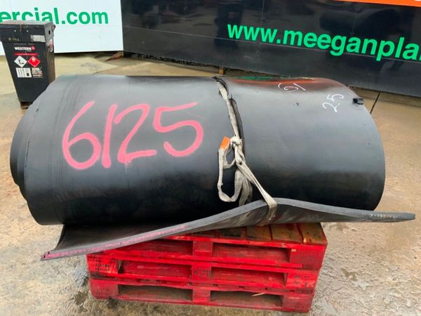 61" HEAVY GAUGE 25mm RUBBER MATTING.....6125. 380384031