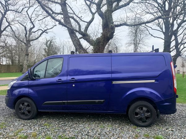 Ford Transit Custom 2017 LOW MILEAGE 380393104