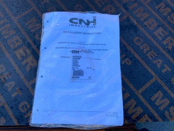 UNUSED CASE 580 BUCKET LINKAGE.........47972772 380305764