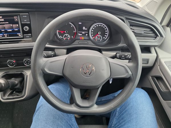 Volkswagen Transporter 2021 380305702