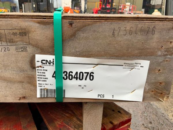 NEW HOLLAND WE210 CYLINDER ROD.....47364076. 380449111