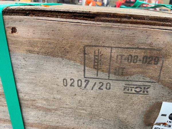 NEW HOLLAND WE210 CYLINDER ROD.....47364076. 380449114