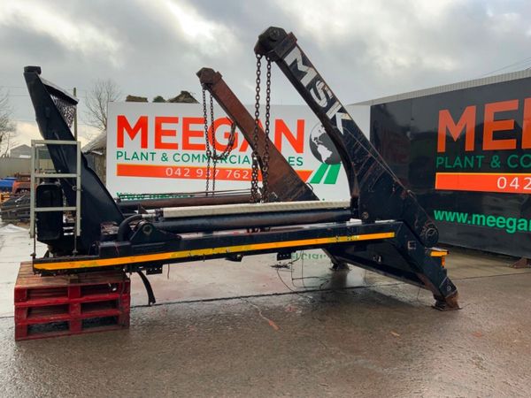 HYVA NG 2012 XL CHAINLIFT SKIP GEAR........147v. 380449116